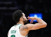 爱游戏tv-凯尔特人轻取掘金，塔图姆全场高分的简单介绍