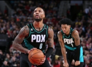 爱游戏体育-顶级对抗，场上悬念重重，胜负未定