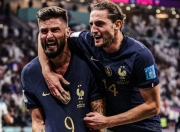 爱游戏体育-秘鲁鏖战法国，格列兹曼送出助攻