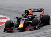 爱游戏-红牛车队逆转哈斯车队，佩雷兹惊艳四座的简单介绍