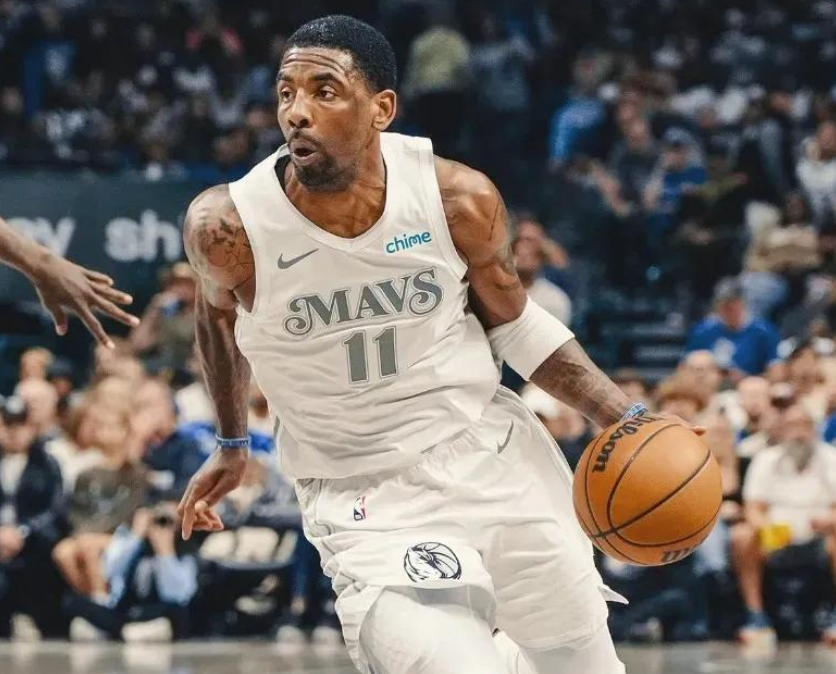 雄鹿队在比赛中发挥出色,取得了关键胜利 雄鹿队在比赛中发挥出色,取得了关键胜利