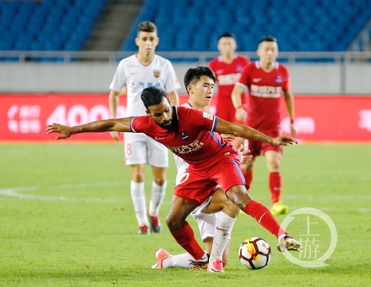 关于重庆斯威坐镇主场战胜大连一方,获得胜利的信息 关于重庆斯威坐镇主场战胜大连一方,获得胜利的信息