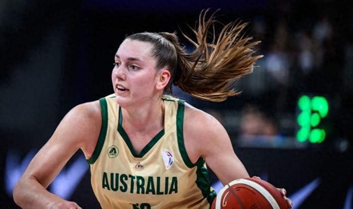 沙尔克莱比锡比分悬殊,取得压倒性胜利 沙尔克莱比锡比分悬殊,取得压倒性胜利