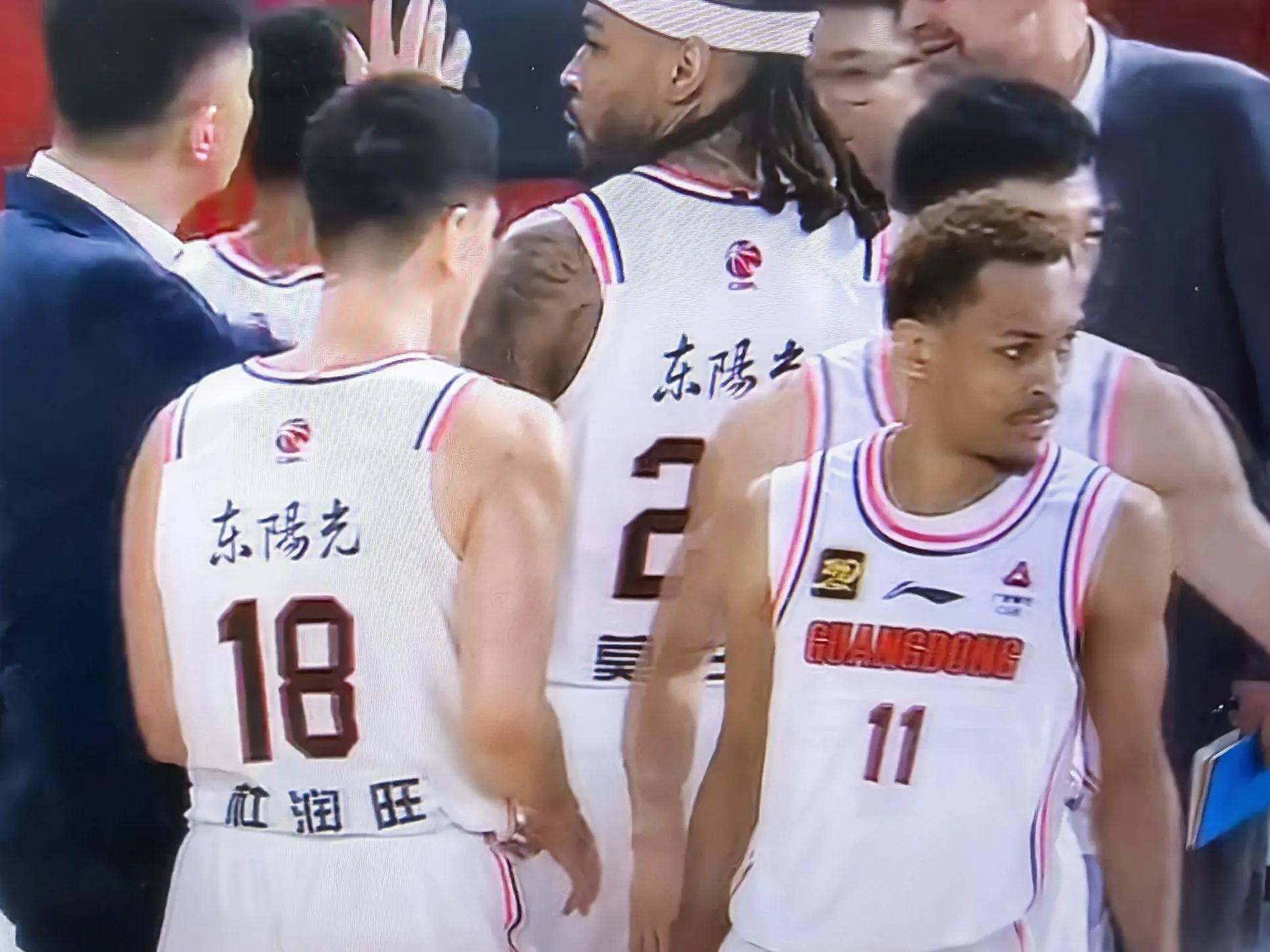 广东不敌山东,将球队重心转移到下赛季 广东不敌山东,将球队重心转移到下赛季