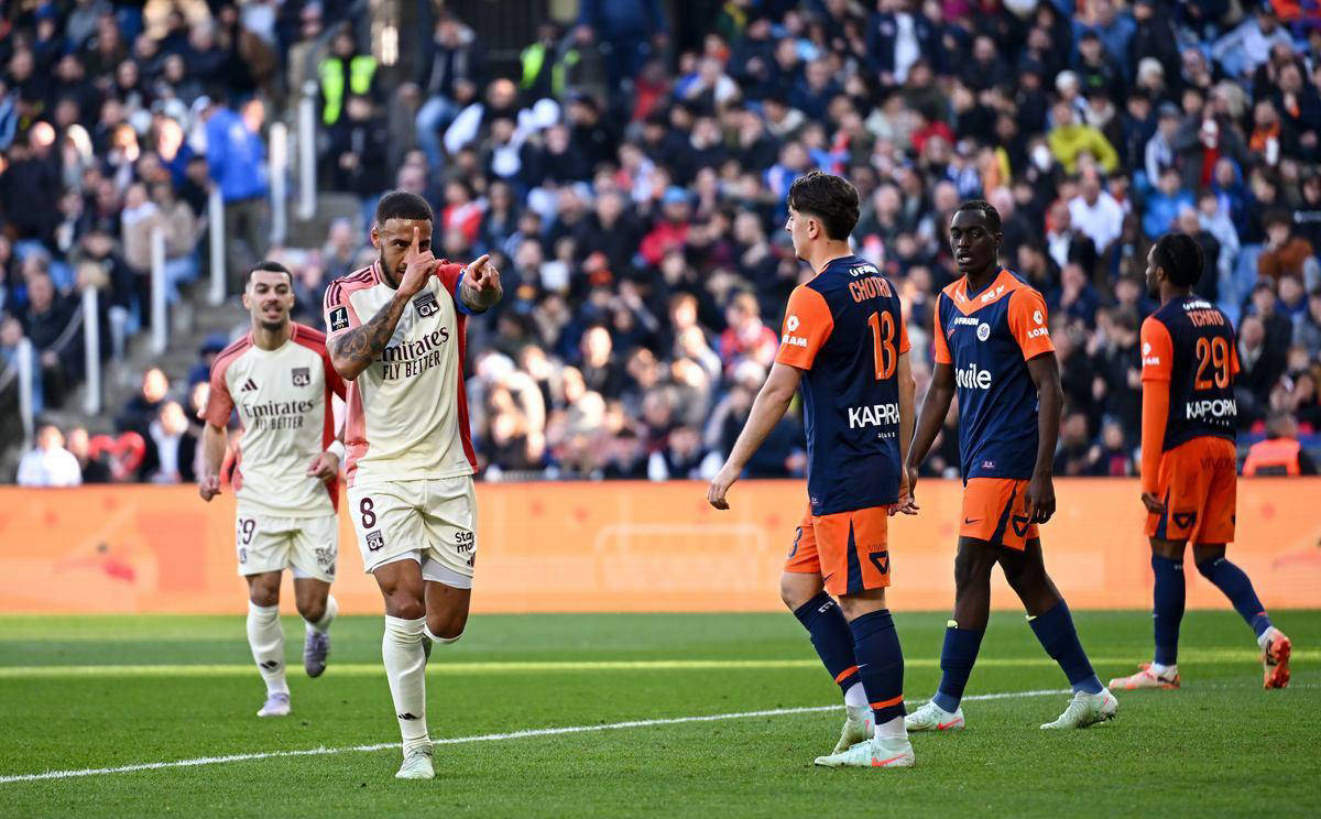 里昂球队终结连胜纪录,客场战平 里昂球队终结连胜纪录,客场战平