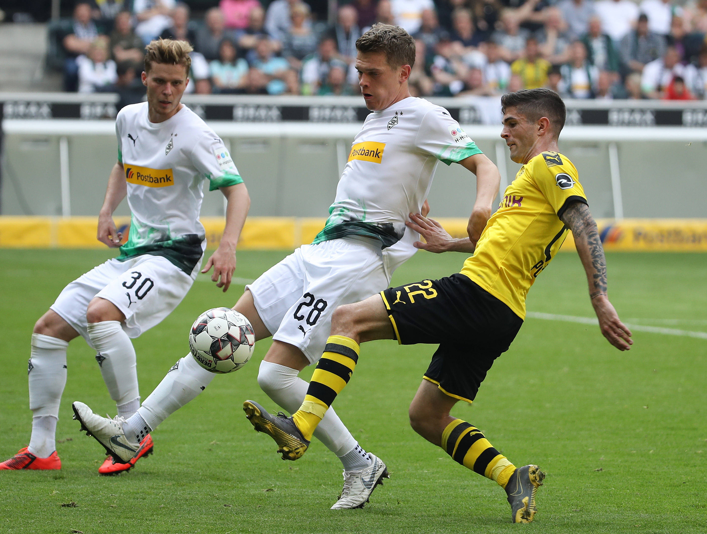 勒沃库森迎战门兴格拉德巴赫,全力以赴拼搏的简单介绍 勒沃库森迎战门兴格拉德巴赫,全力以赴拼搏的简单介绍