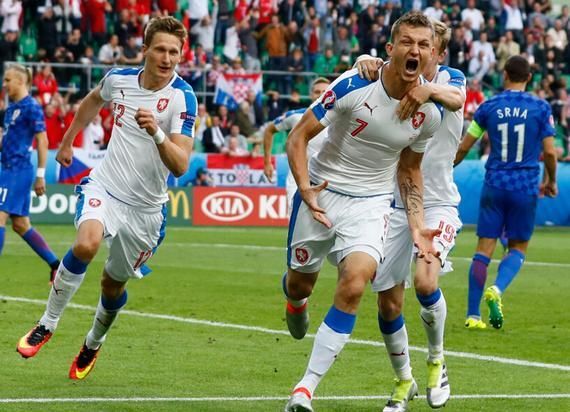 北马其顿队实力强劲,赢得晋级资格 北马其顿队实力强劲,赢得晋级资格