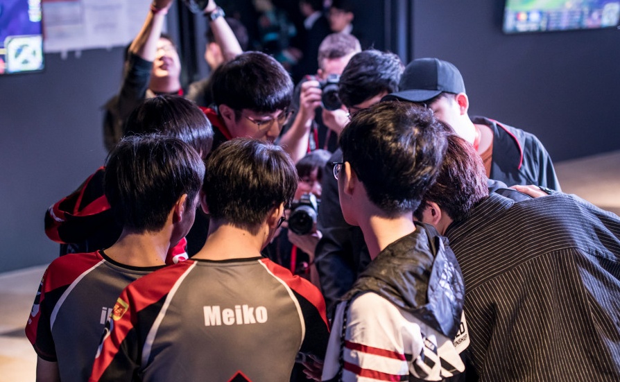 100T力克BRO，Meiko团战一打五宿敌对决半决赛，留下经典瞬间
