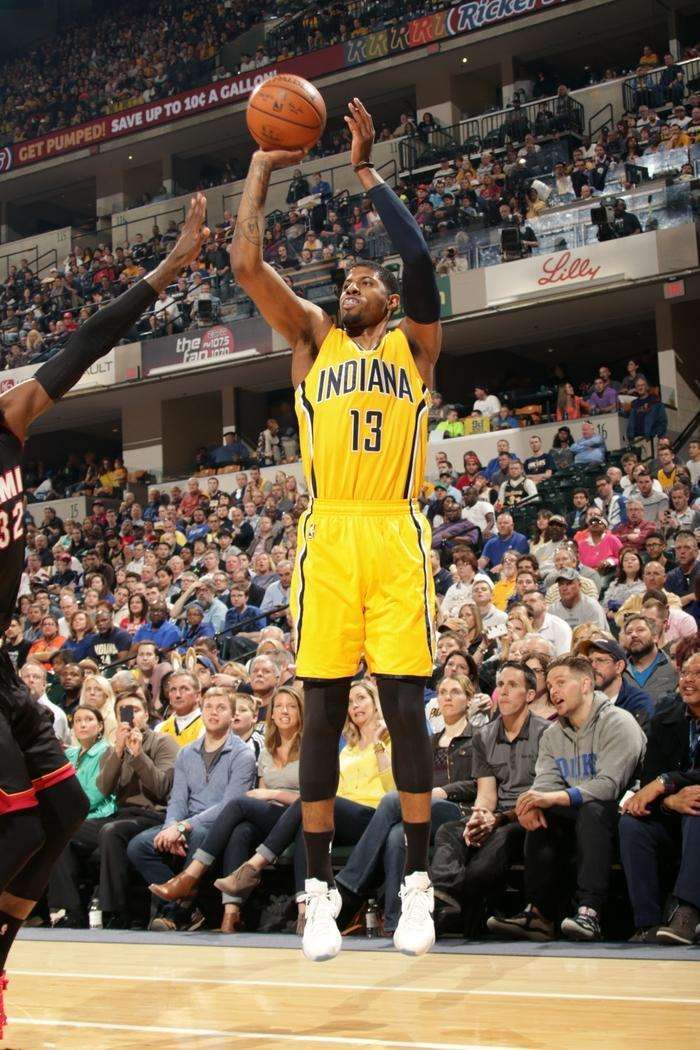 乔治32分率雷霆逆转湖人的简单介绍 乔治32分率雷霆逆转湖人的简单介绍