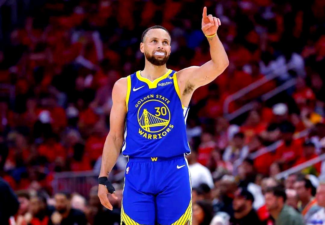 勇士宣布库里出战季后赛,将加入全队备战 勇士宣布库里出战季后赛,将加入全队备战