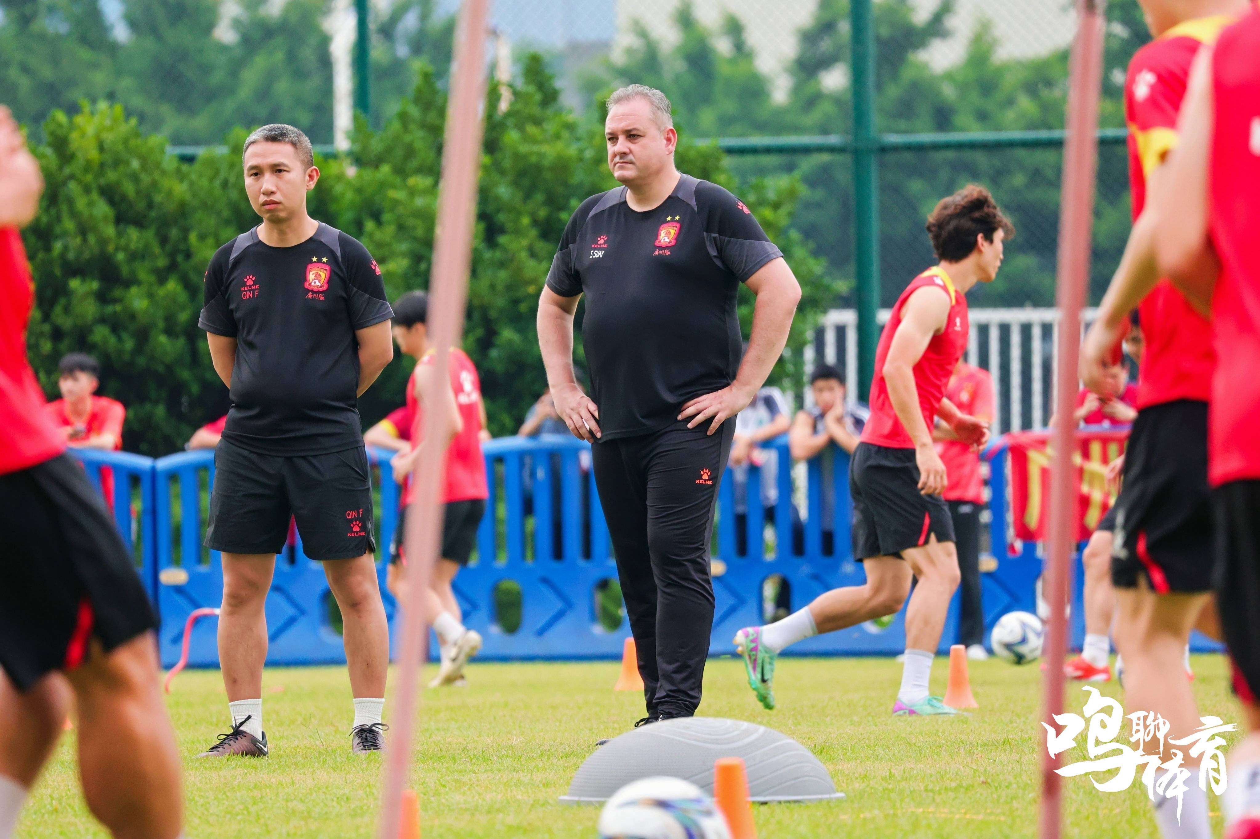 球员新训练方法备受球迷推崇 球员新训练方法备受球迷推崇