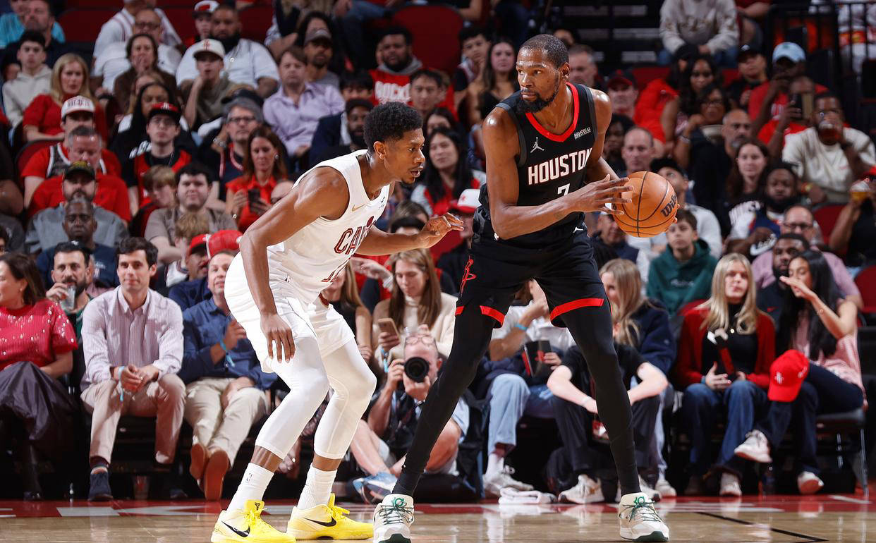 骑士绝杀四川队，杜兰特关键制胜