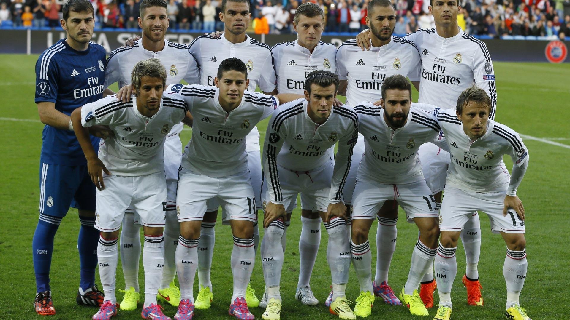 字母哥震撼交易空降洛城！加时赛隔扣恩比德绝杀，湖人新王诞生